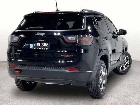 Used 2022 Jeep Compass Trailhawk w/ Trailhawk Elite Group AWD/4WD image 2