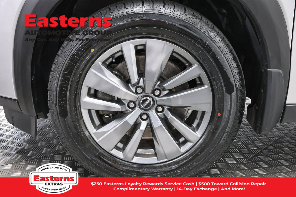 Used 2023 Nissan Pathfinder S AWD/4WD image 34