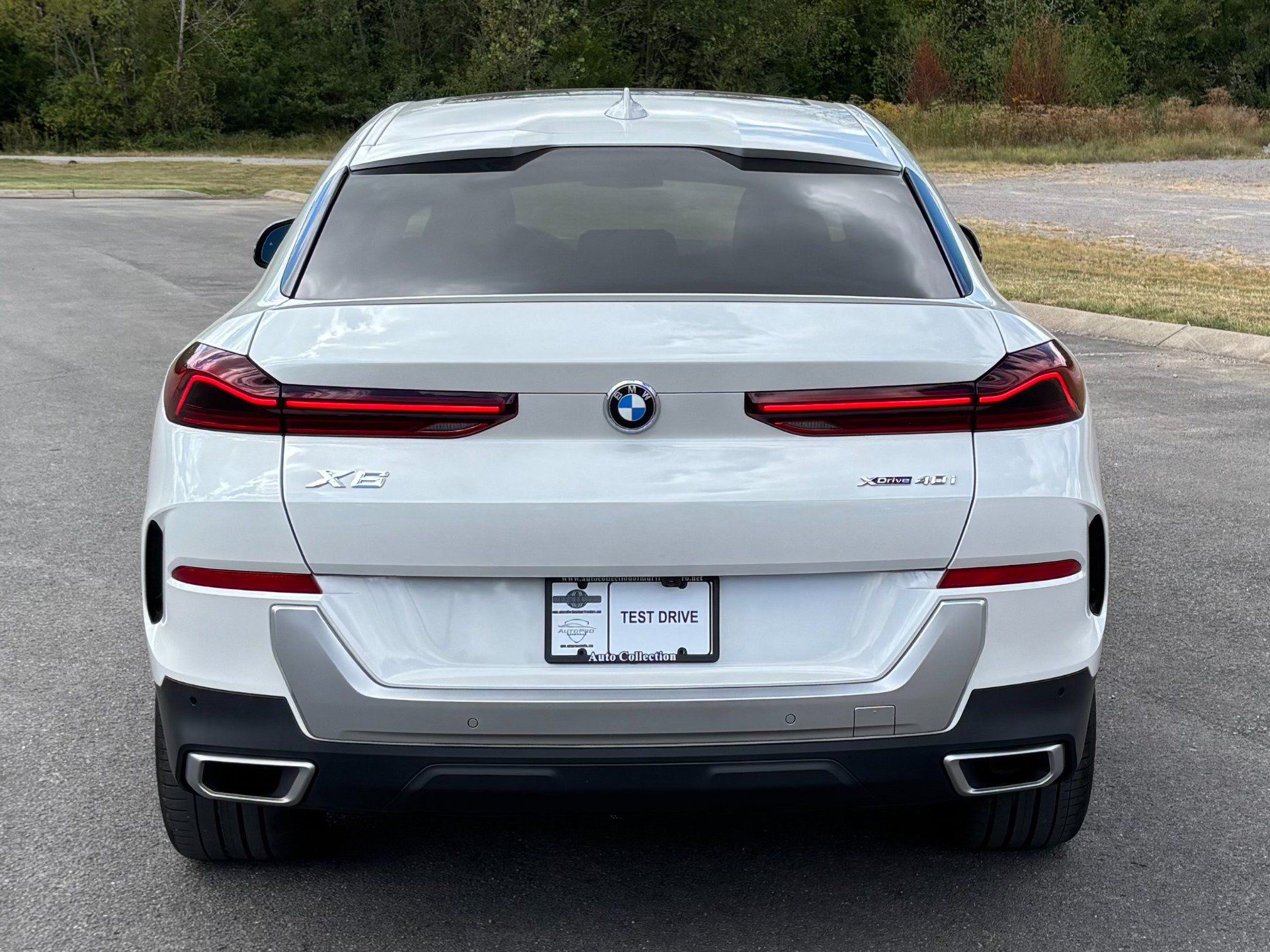 Used 2022 BMW X6 xDrive40i w/ Premium Package AWD/4WD image 5