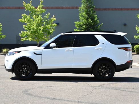Used 2019 Land Rover Discovery HSE AWD/4WD image 4