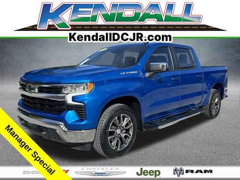 Used 2022 Chevrolet Silverado 1500 LT RWD image 1