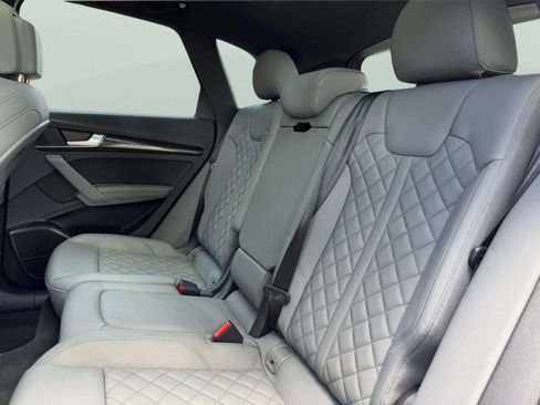 Certified 2025 Audi SQ5 Premium Plus w/ Premium Plus Package AWD/4WD image 22