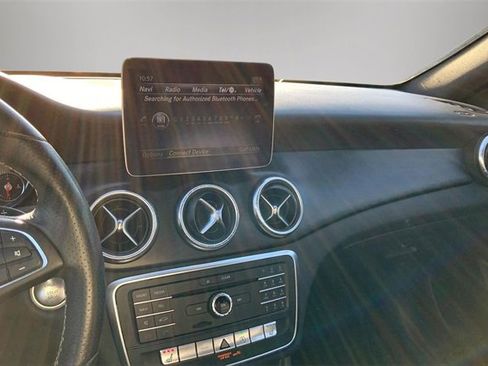 Used 2018 Mercedes-Benz CLA 250 4MATIC image 6