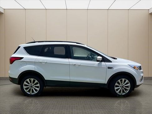 Used 2019 Ford Escape SEL AWD/4WD image 13