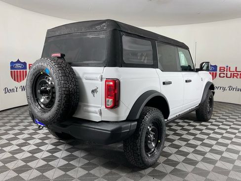 New 2026 Ford Bronco Big Bend w/ Black Diamond Package AWD/4WD image 3