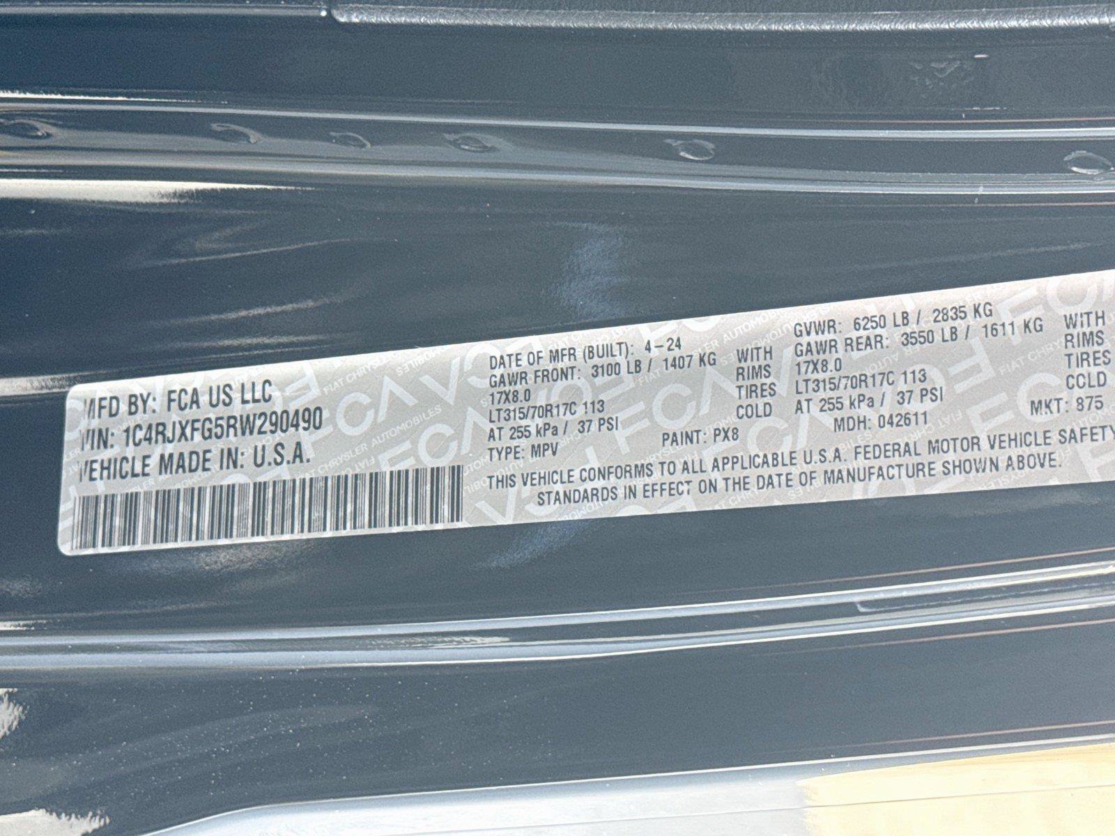 Used 2024 Jeep Wrangler Unlimited Rubicon AWD/4WD image 33