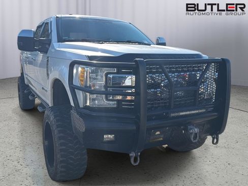 Used 2017 Ford F250 Lariat w/ Chrome Package AWD/4WD image 5