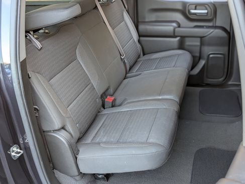 Used 2022 Chevrolet Silverado 1500 Custom image 19