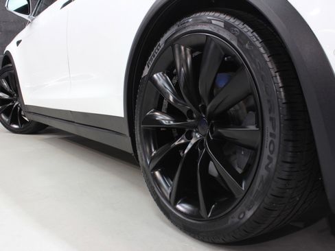 Used 2017 Tesla Model X 100D image 22