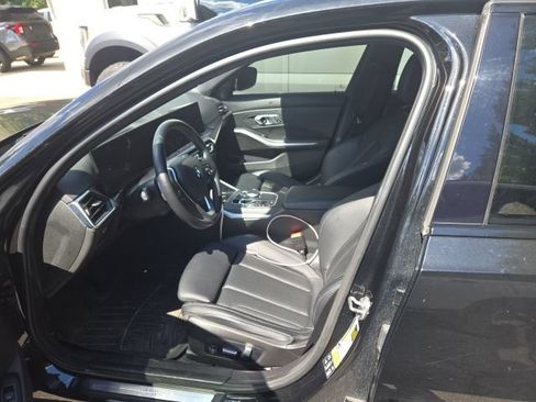 Used 2023 BMW 330i xDrive Sedan w/ Driving Assistance Package AWD/4WD image 3
