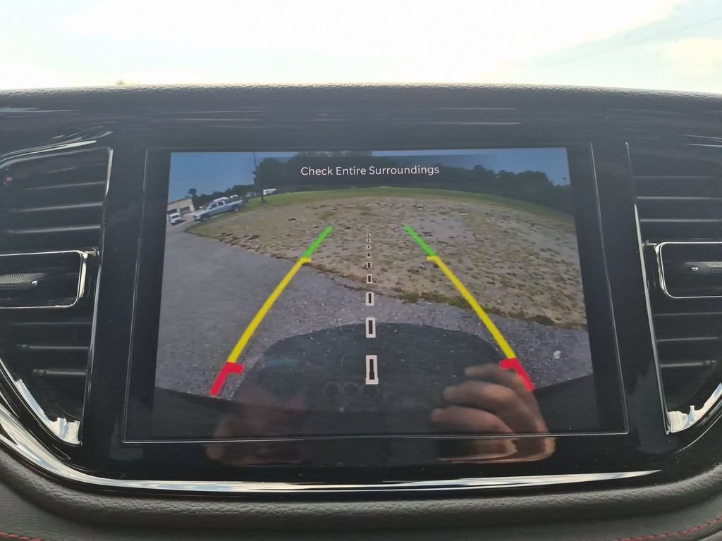 Used 2025 Dodge Durango GT RWD image 24