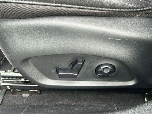 Used 2019 Jeep Compass Limited image 12