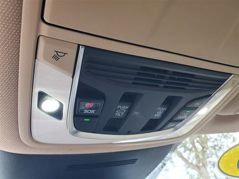 Used 2025 Acura MDX w/ Technology Package image 35