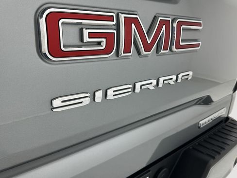 Used 2025 GMC Sierra 1500 Elevation w/ Preferred Package image 31