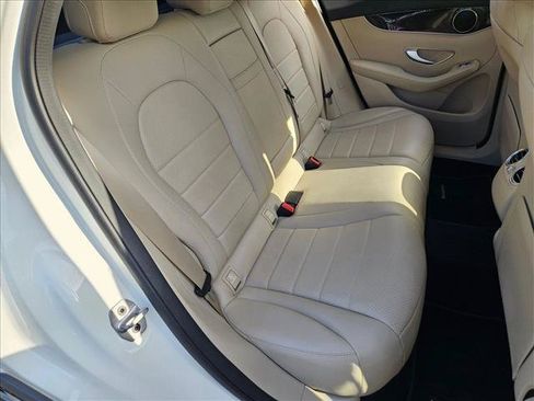 Used 2022 Mercedes-Benz GLC 300 image 18