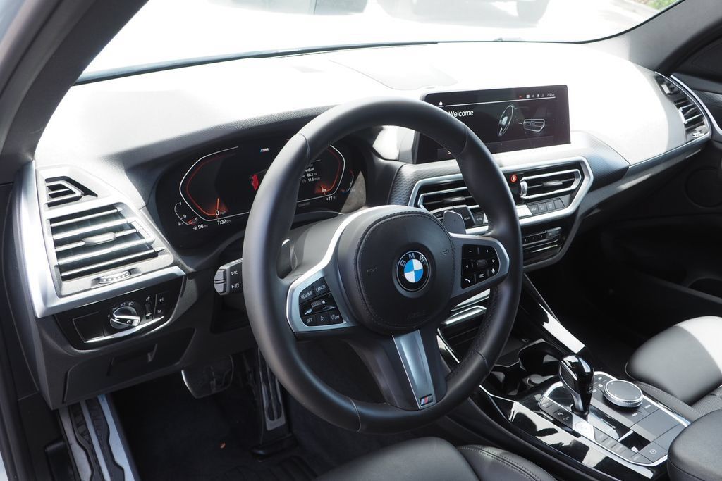 Used 2023 BMW X3 sDrive30i w/ M Sport Package RWD image 12
