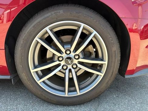 Used 2015 Ford Mustang Premium RWD image 19