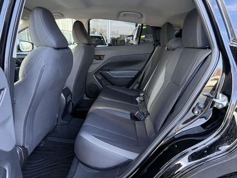 Certified 2025 Subaru Crosstrek 2.0i Premium image 24