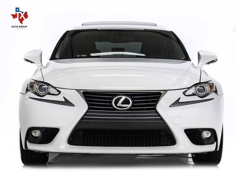 Used 2015 Lexus IS 250 image 9