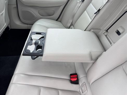 Used 2024 Volvo S60 B5 Plus image 11