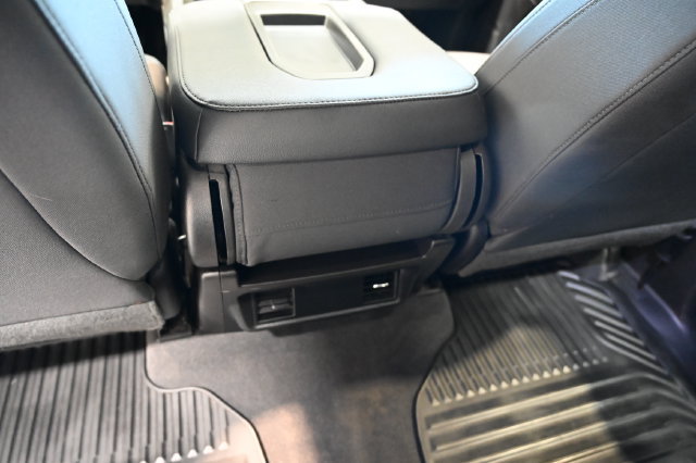 Used 2019 Chevrolet Silverado 1500 Custom Trail Boss w/ Custom Convenience Package AWD/4WD image 24