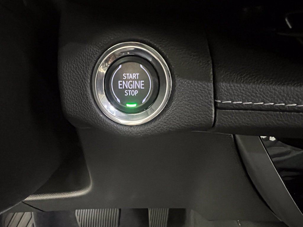 Certified 2023 Buick Envision Avenir AWD/4WD image 27