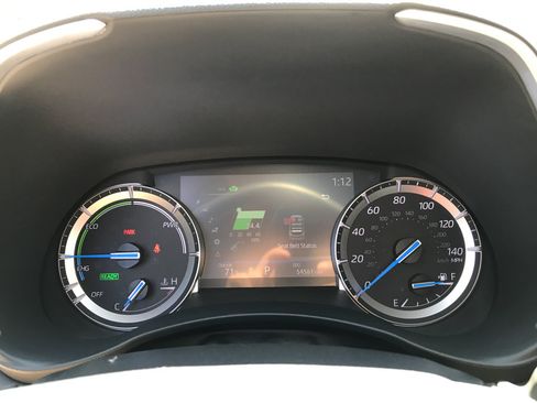 Certified 2022 Toyota Highlander XLE AWD/4WD image 19