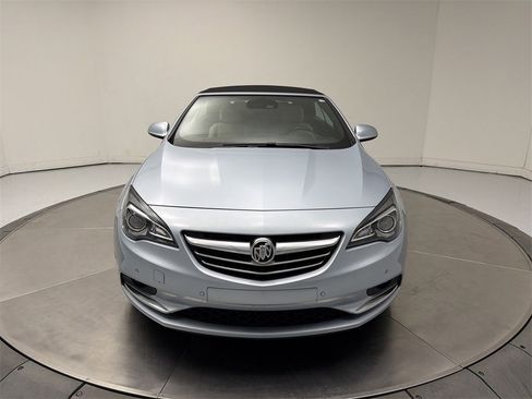 Used 2019 Buick Cascada Premium image 8