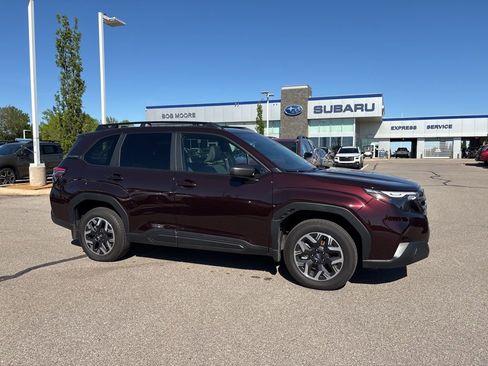 Used 2026 Subaru Forester Premium image 1