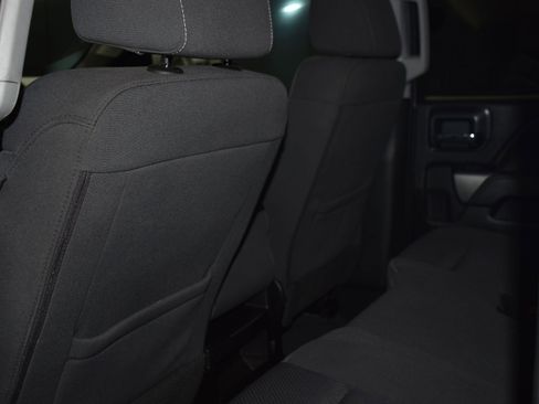 Used 2019 Chevrolet Silverado 1500 LT image 22