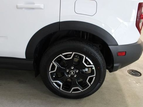 New 2026 Ford Bronco Sport Outer Banks w/ Outer Banks Tech Package+ AWD/4WD image 29
