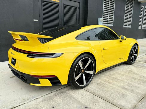 Used 2021 Porsche 911 Carrera RWD image 9
