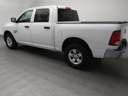 Used 2023 RAM 1500 Classic SLT w/ Electronics Group AWD/4WD image 3