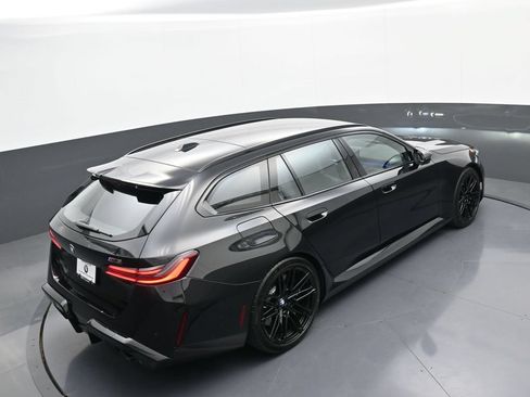 New 2027 BMW M5 Touring AWD/4WD image 36