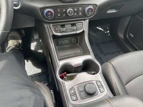 Used 2024 GMC Terrain AT4 w/ Infotainment Package II AWD/4WD image 26