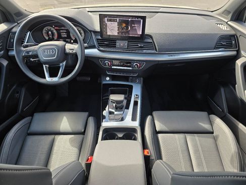 Certified 2025 Audi Q5 Prestige w/ Prestige Package AWD/4WD image 9
