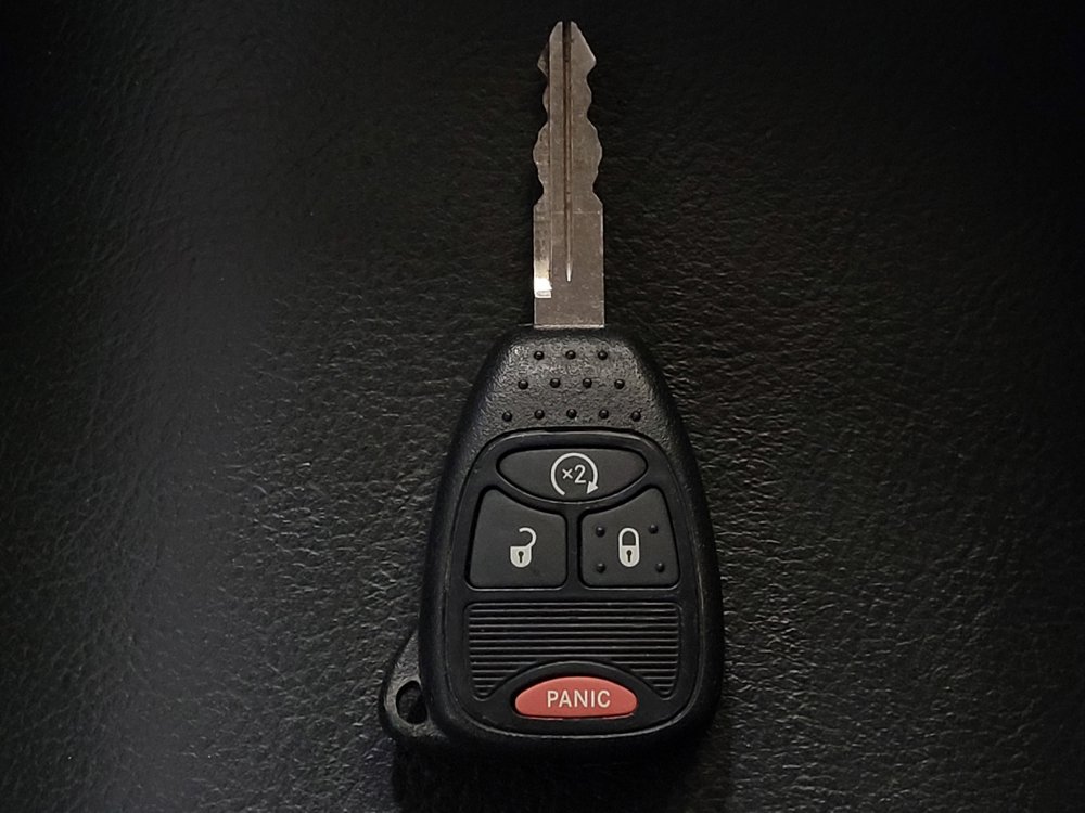 Used 2015 Jeep Compass High Altitude FWD image 32