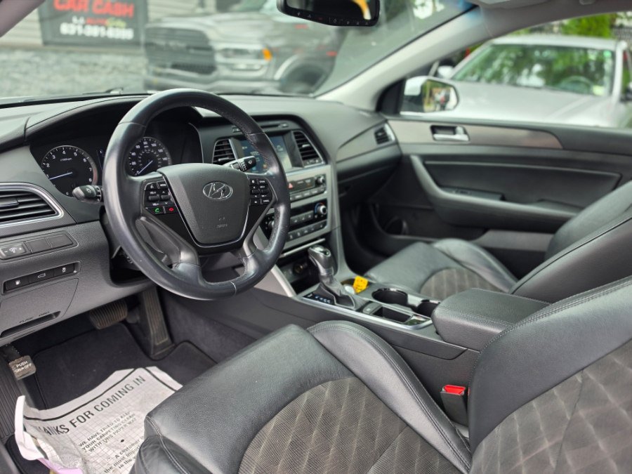 Used 2017 Hyundai Sonata Sport w/ Value Edition Package 02 FWD image 15