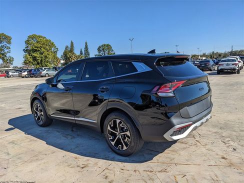 Certified 2023 Kia Sportage EX image 7