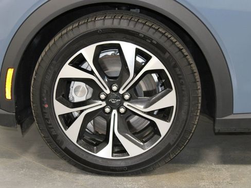 Used 2024 Ford Mustang Mach-E Select w/ Comfort Package Lite image 17