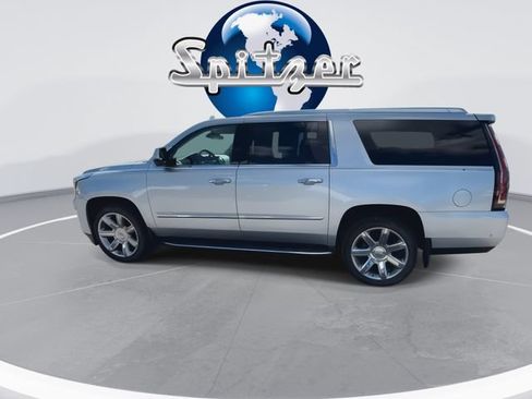 Used 2020 Cadillac Escalade ESV Luxury AWD/4WD image 5