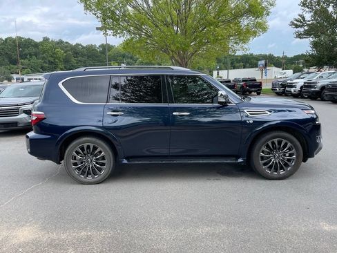 Used 2021 Nissan Armada Platinum w/ Captain's Chairs Package RWD image 8