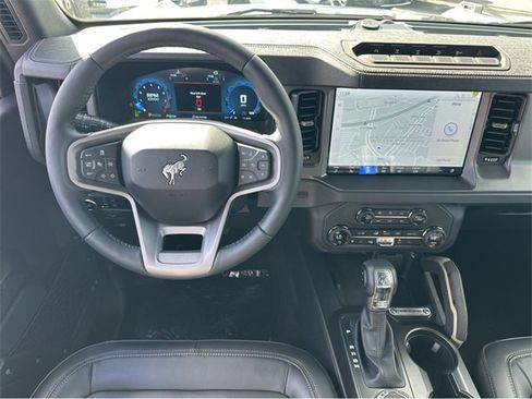 New 2025 Ford Bronco Badlands image 8