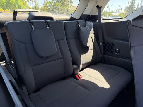 New 2026 Ford Explorer Active RWD image 21