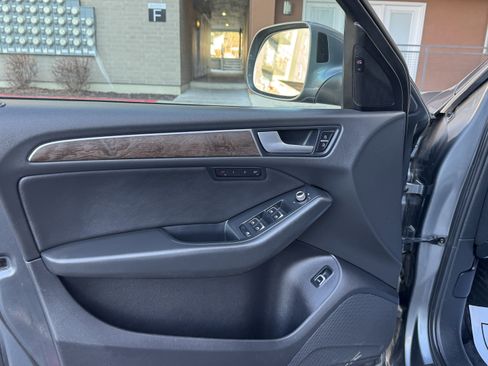 Used 2014 Audi Q5 2.0T Premium Plus image 16