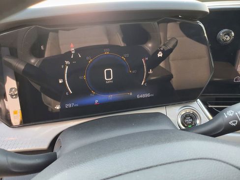 Used 2024 Chevrolet Trax LT image 14