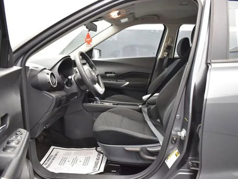 Used 2024 Nissan Kicks SV image 14