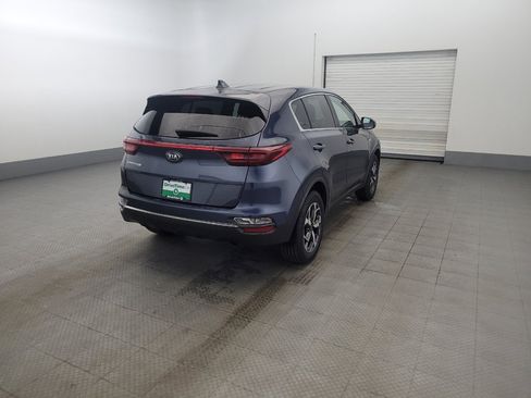 Used 2020 Kia Sportage LX AWD/4WD image 9