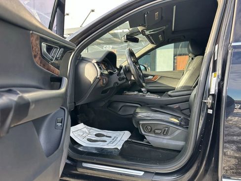 Used 2017 Audi Q7 3.0T Premium Plus w/ Premium Plus Package image 8