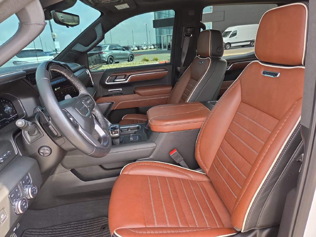 Used 2025 GMC Sierra 1500 Denali Ultimate AWD/4WD image 16